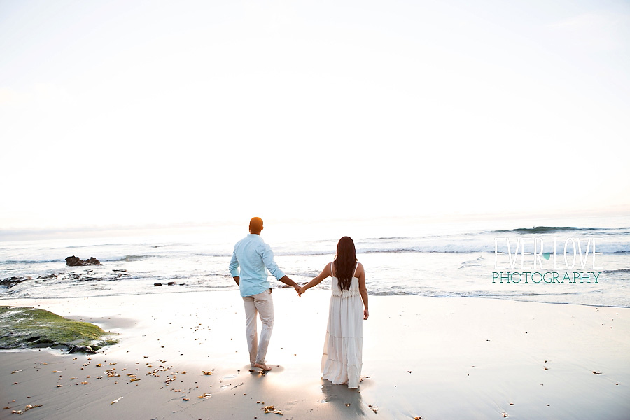 0123-wind-an-sea-beach-engagement-session