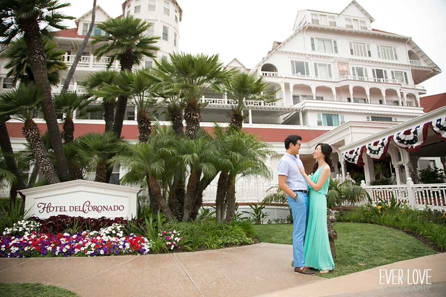 0002-hotel-del-coronado-engagement