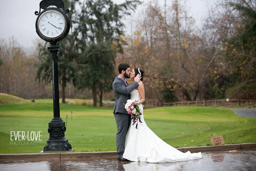 1308wedgewood fallrook wedding in the rain